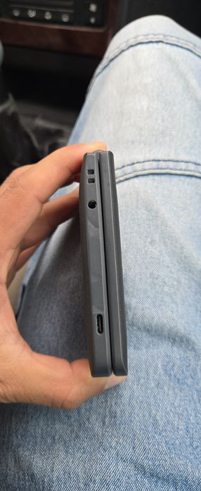 Telefon cu clapetă în ARAD