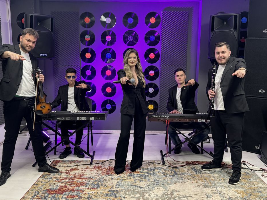 Formatie evenimente, nunta, botez, evenimente private