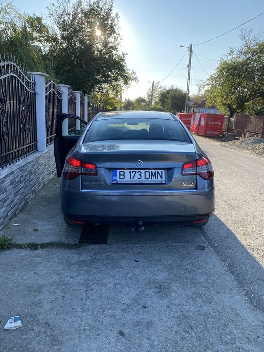 Vand CITROEN C5 unic propietar an 2011 se ofera fiscal km 260000 reali