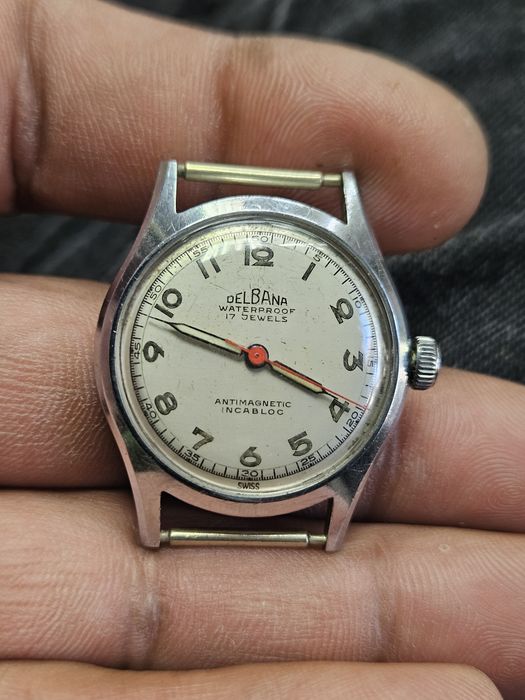 швейцарски Военен ръчен часовник Delbana om 40-те години .