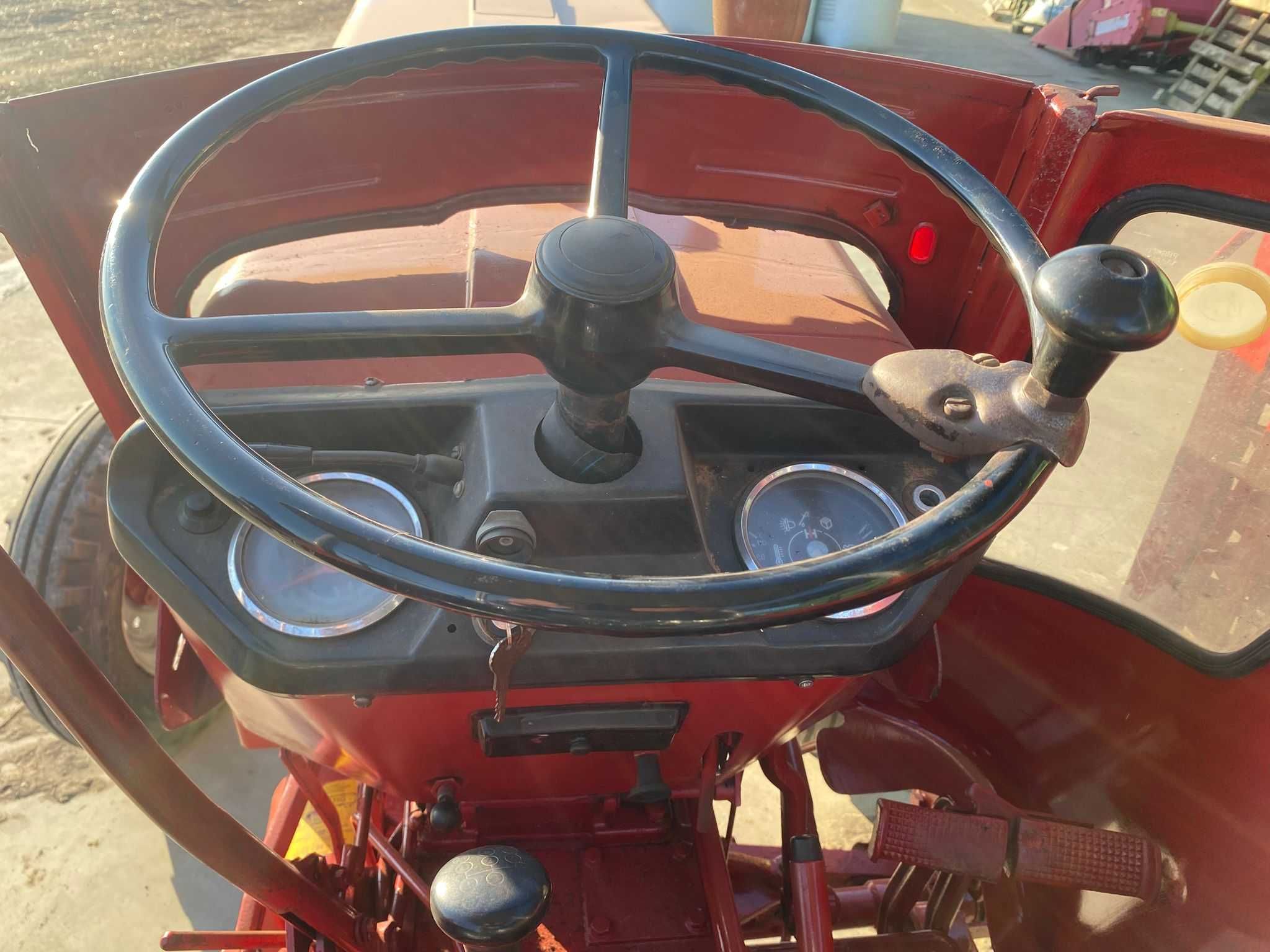 Tractor International 453