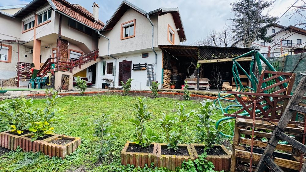 Casa Claudine - Casă de închiriat în regim hotelier – libera de Reveli