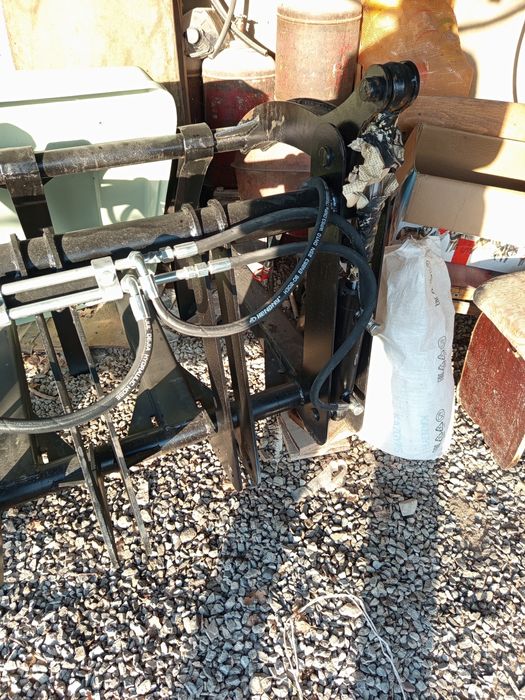 Продаю вилы на пагрузчик новыепишыте звонити