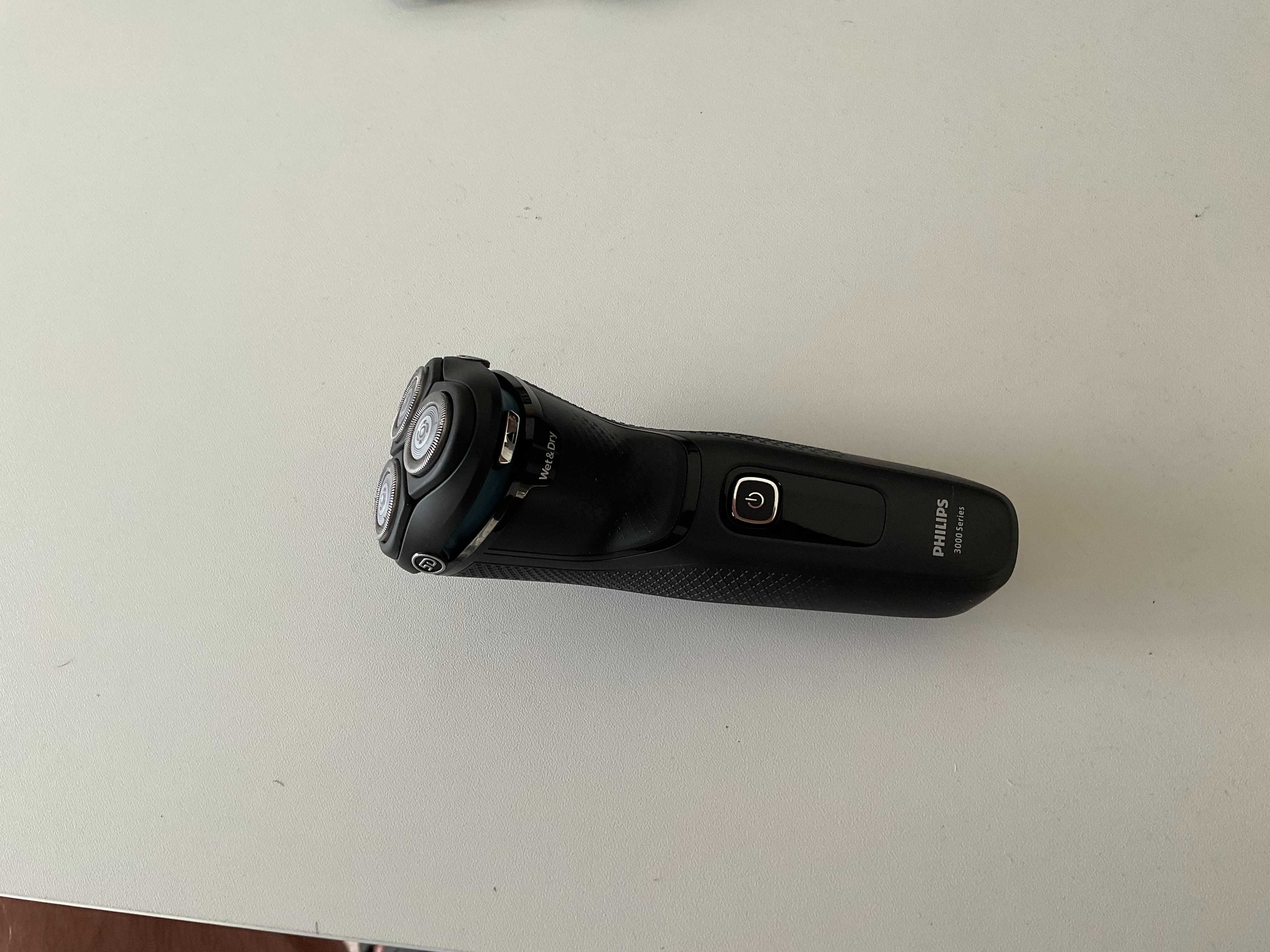 Самобръсначка Philips Series 3000X X3051