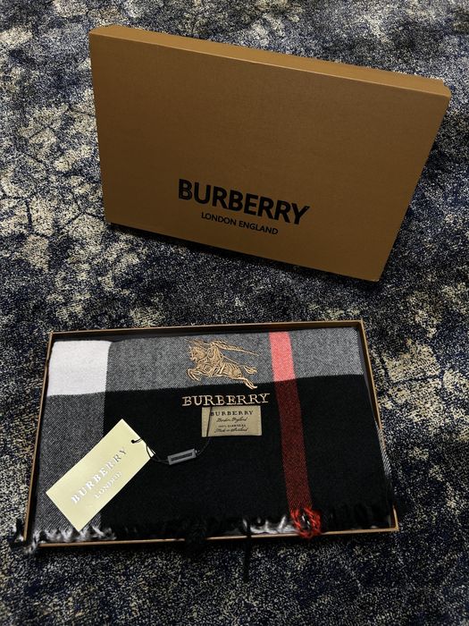 Esarfa Burberry Cașmir