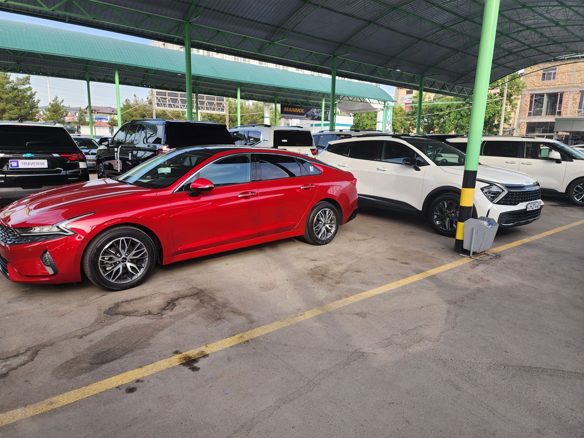 Продам машину Kia K-5 style 2.5 GTI