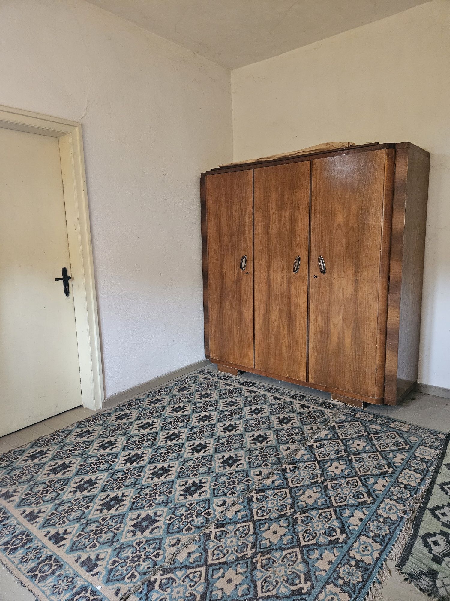 Продавам къща в гр. Смядово