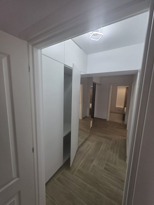 Inchiriez apartament 2 camere Complex Evergreen Tatarasi