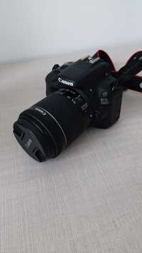 Фотоапарат Canon 100D