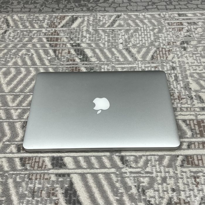Macbook pro 13\8\2013\ retina 2k\SSD 250gb