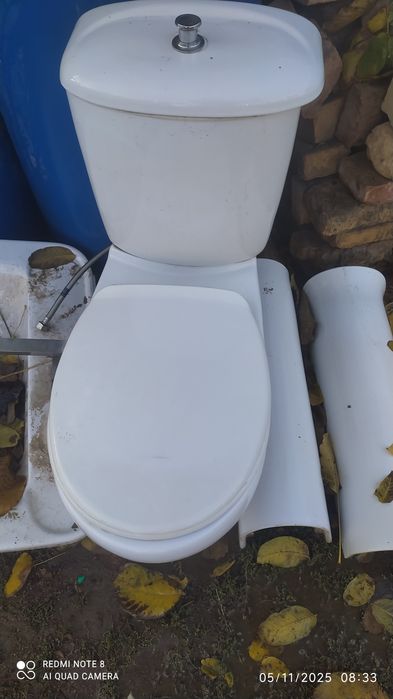 Unitaz sotiladi ishlatilgan