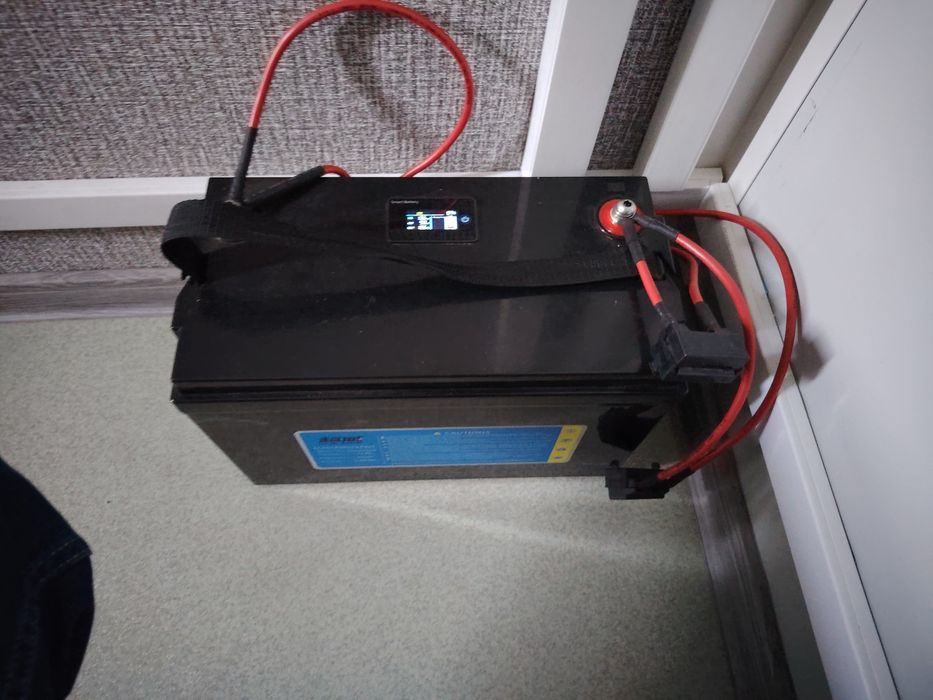 Invertor hibrid solar 12 v +baterie smart  litiu 100 a