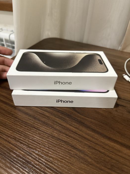 Iphone 15 pro max | 256 , E-sim, LLa