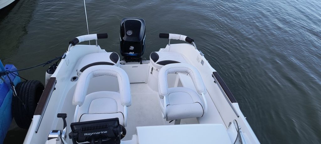 Barca Quicksilver 510, motor Mercury 90, peridoc Jsi VT 1000L, toate 2