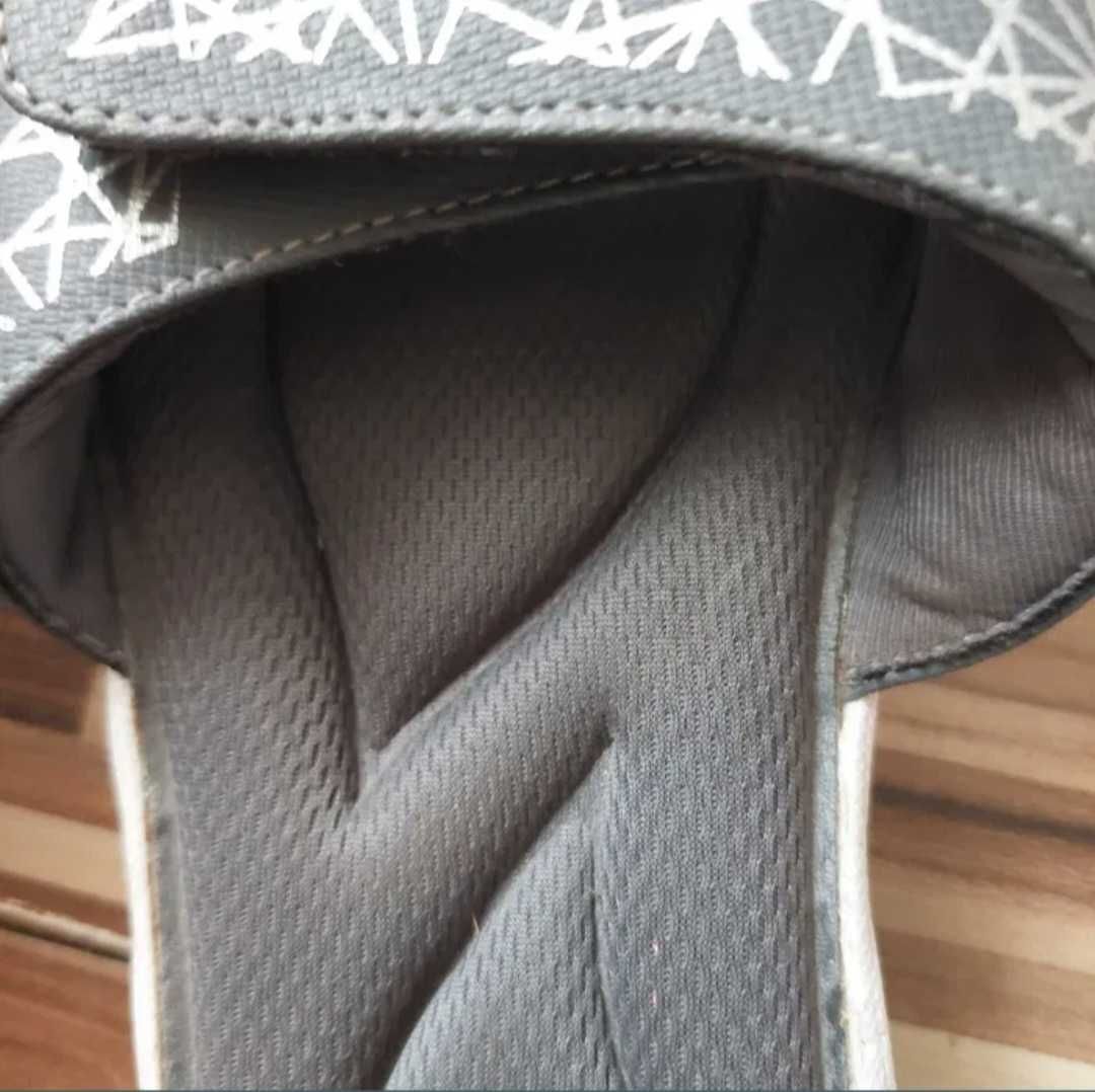 Saboți Skechar unisex