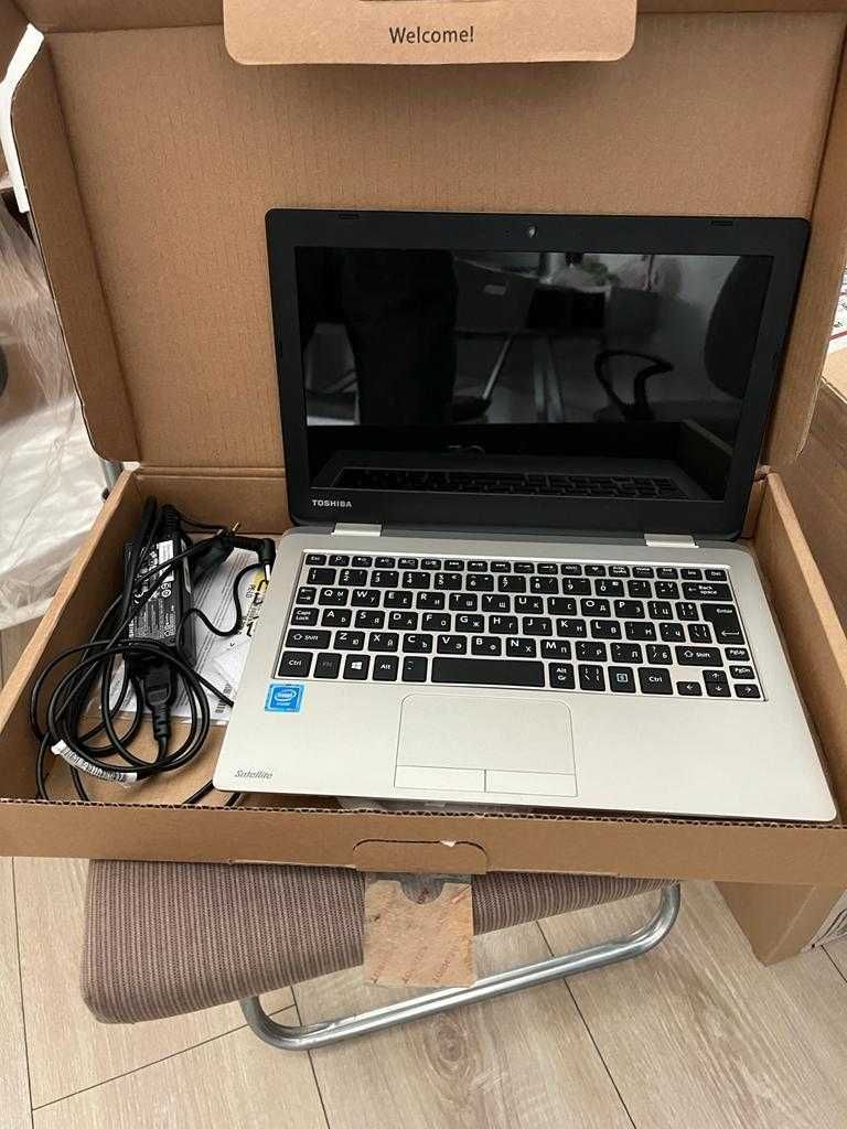 vand laptop TOSHIBA SATELLITE CL10-C-102