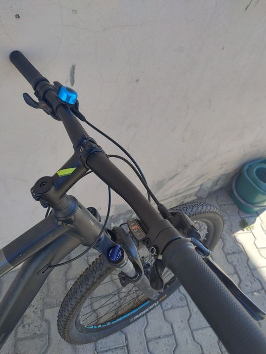 Bicicleta Cube 29 "