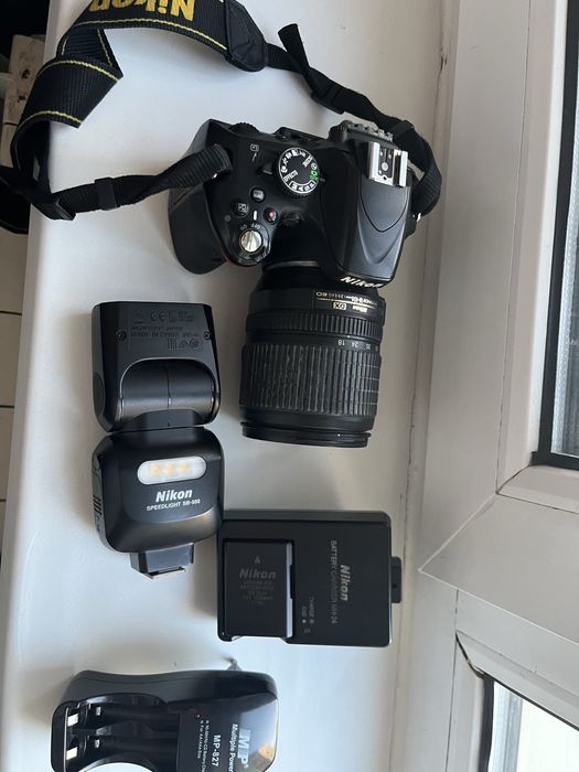 Продам фотоаппарат NiKon 5100  с вспышкой