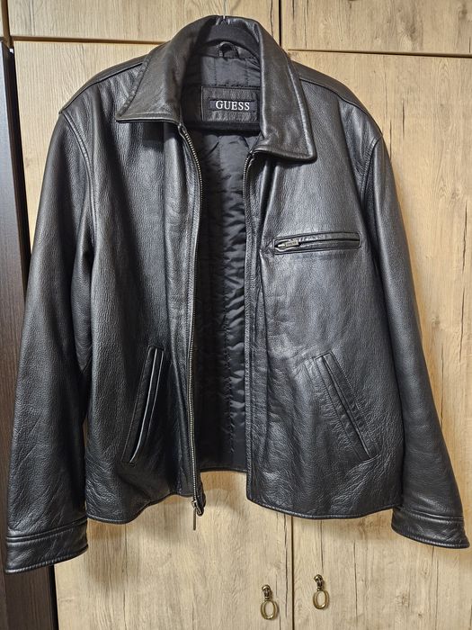 Vand geaca de piele naturala  GUESS