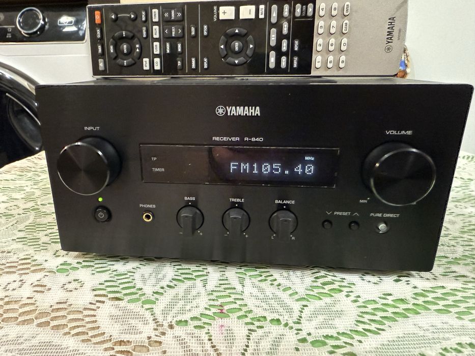 Yamaha R-840 стерео