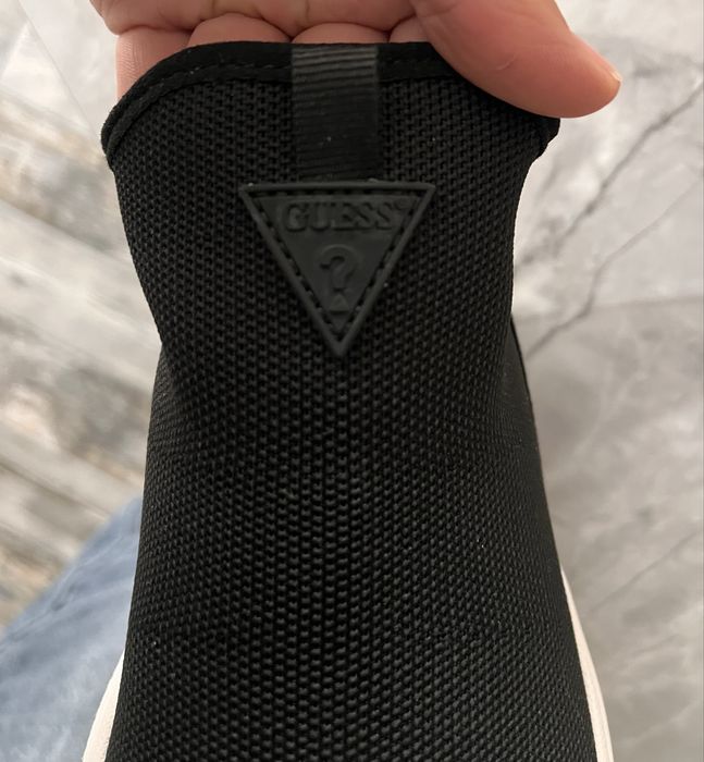 Нови маратонки Guess