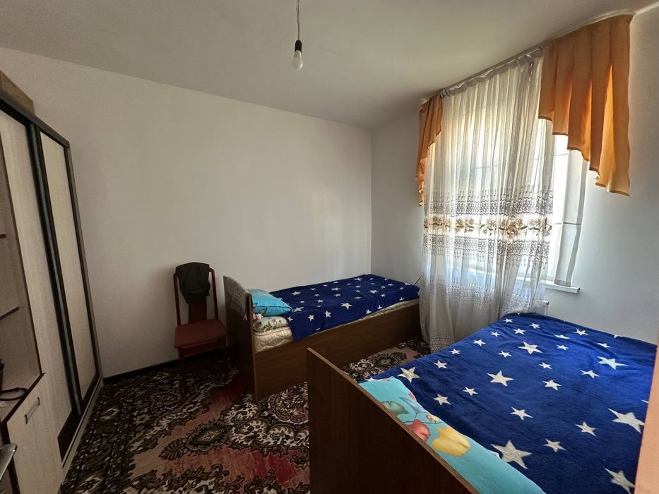 3 xonali hovli uy sotiladi katej