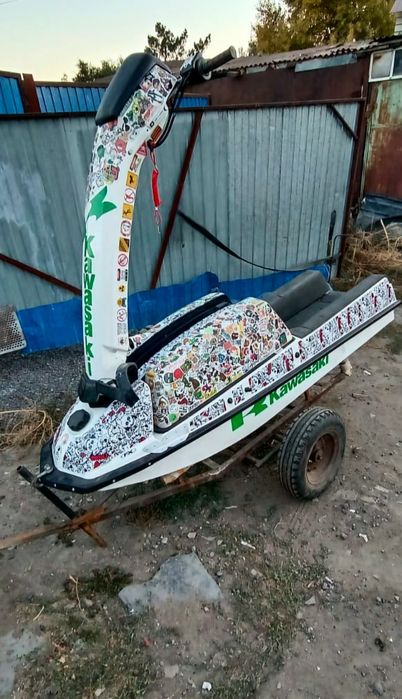 Kawasaki jet ski 550