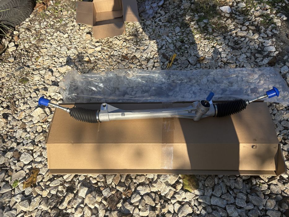 Кормилна рейка toyota rav4 2006,-2012  НОВА!!