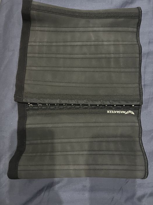 Корсет на Maskateer