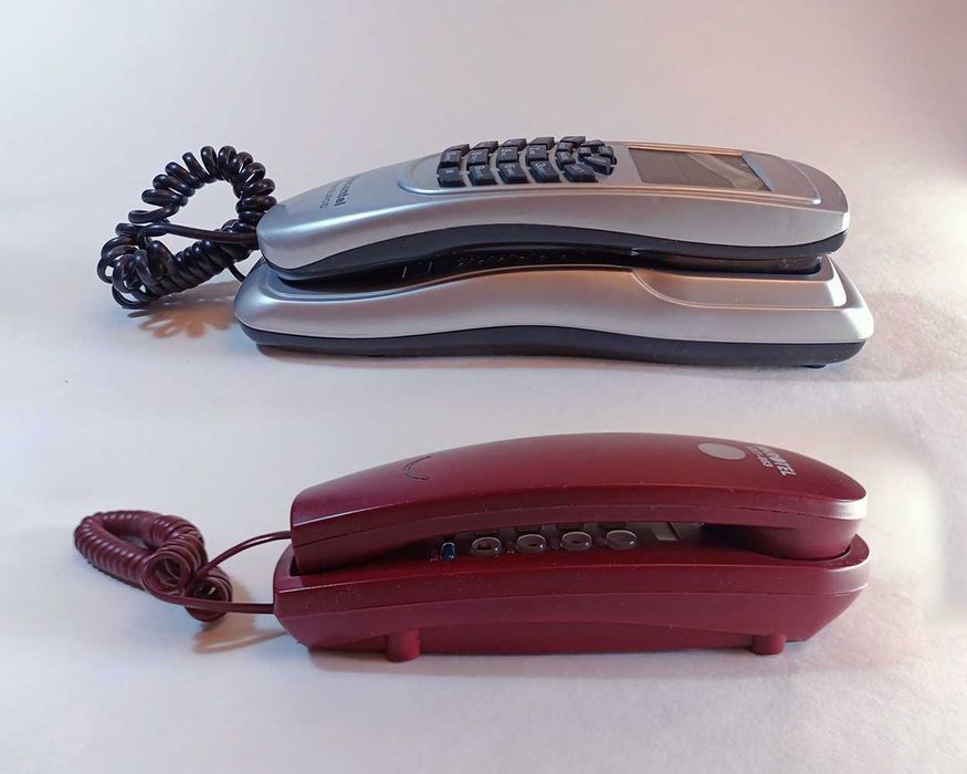 Проводные, настенные, стационарные телефоны.