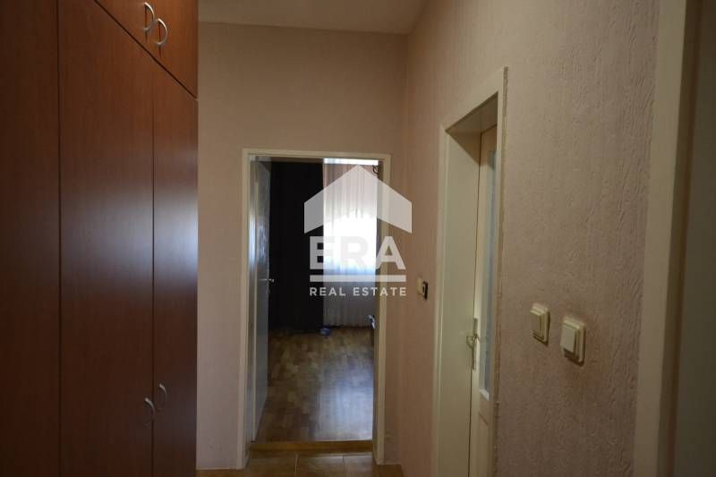 ЕРА имоти Хасково продава просторен етаж от къща в кв. Дружба, Хасково