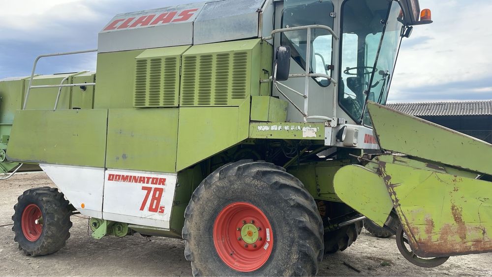 Combina CLAAS Dominator 78s