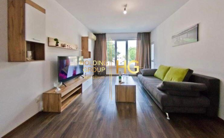 Продава се Тристаен апартамент в Балчик - 94 кв.м за 894 €/кв.м - Снимка #2