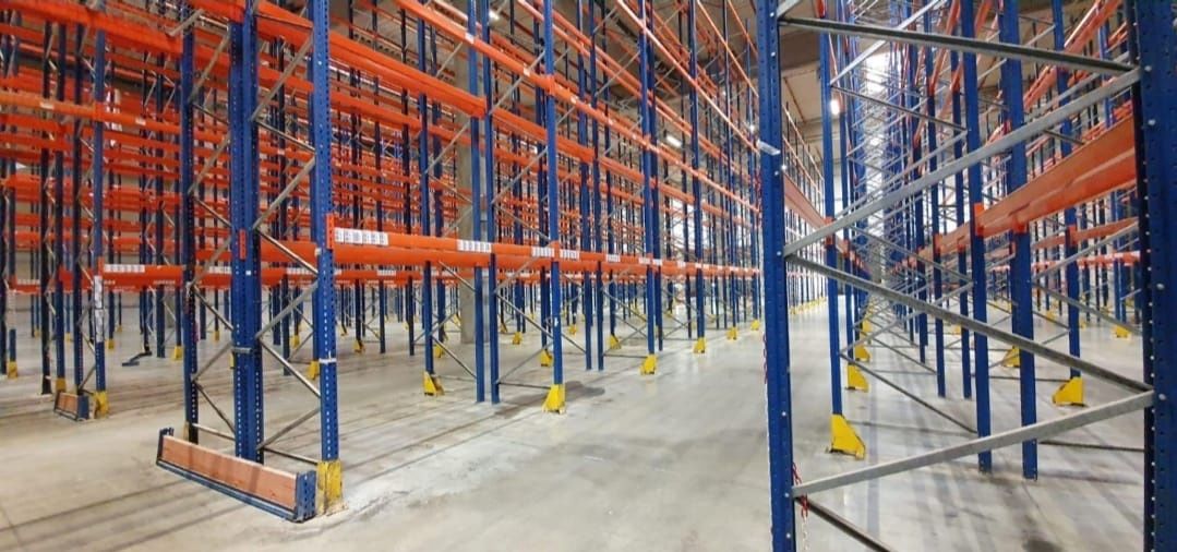 Avem rafturi metalice de vânzare producător Dexion