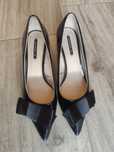 Pantofi eleganți noi  laucuiti cu funda toc de 3 cm