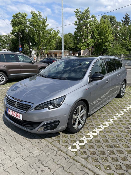 Vand Peugeot 308,1,6 HDI,An fabricatie:2015,Pret:9300 Negociabil