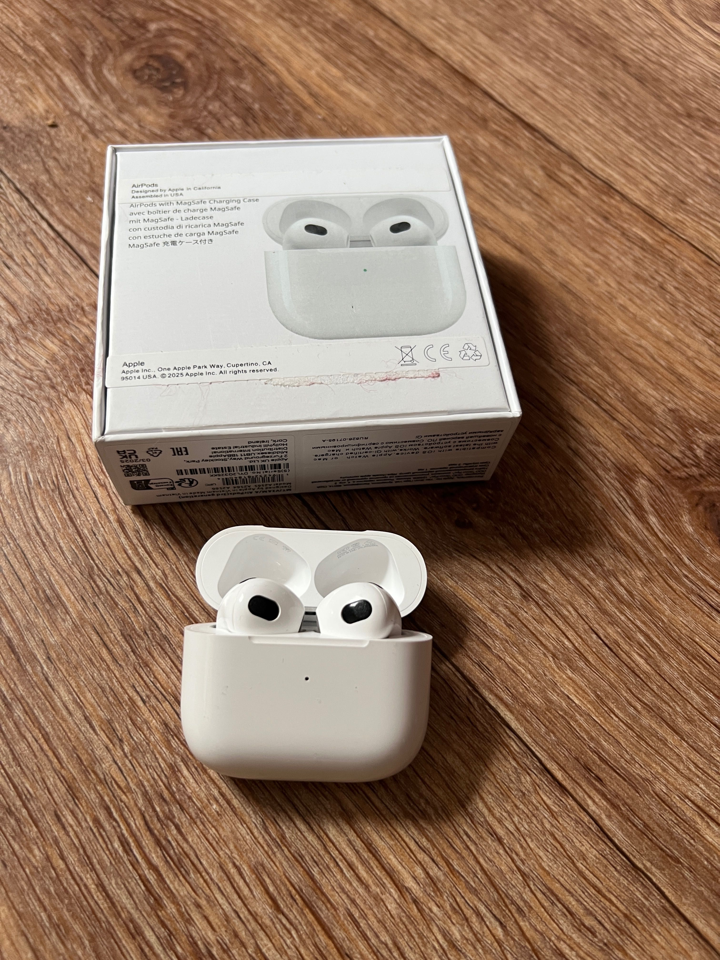 AirPods 3 (3rd generation)