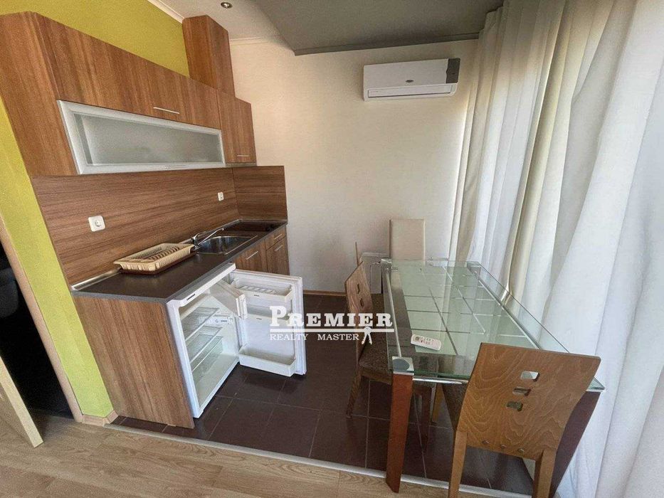 Продава се Двустаен апартамент в к.к. Слънчев бряг - 58 кв.м за 1052 €/кв.м - Снимка #4