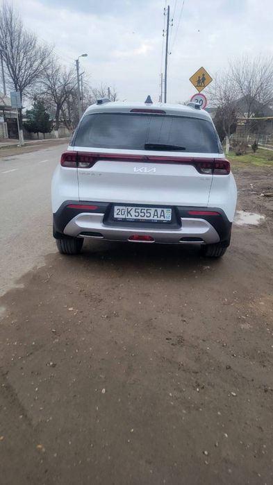 Kia Sonet sotiladi toza moshina