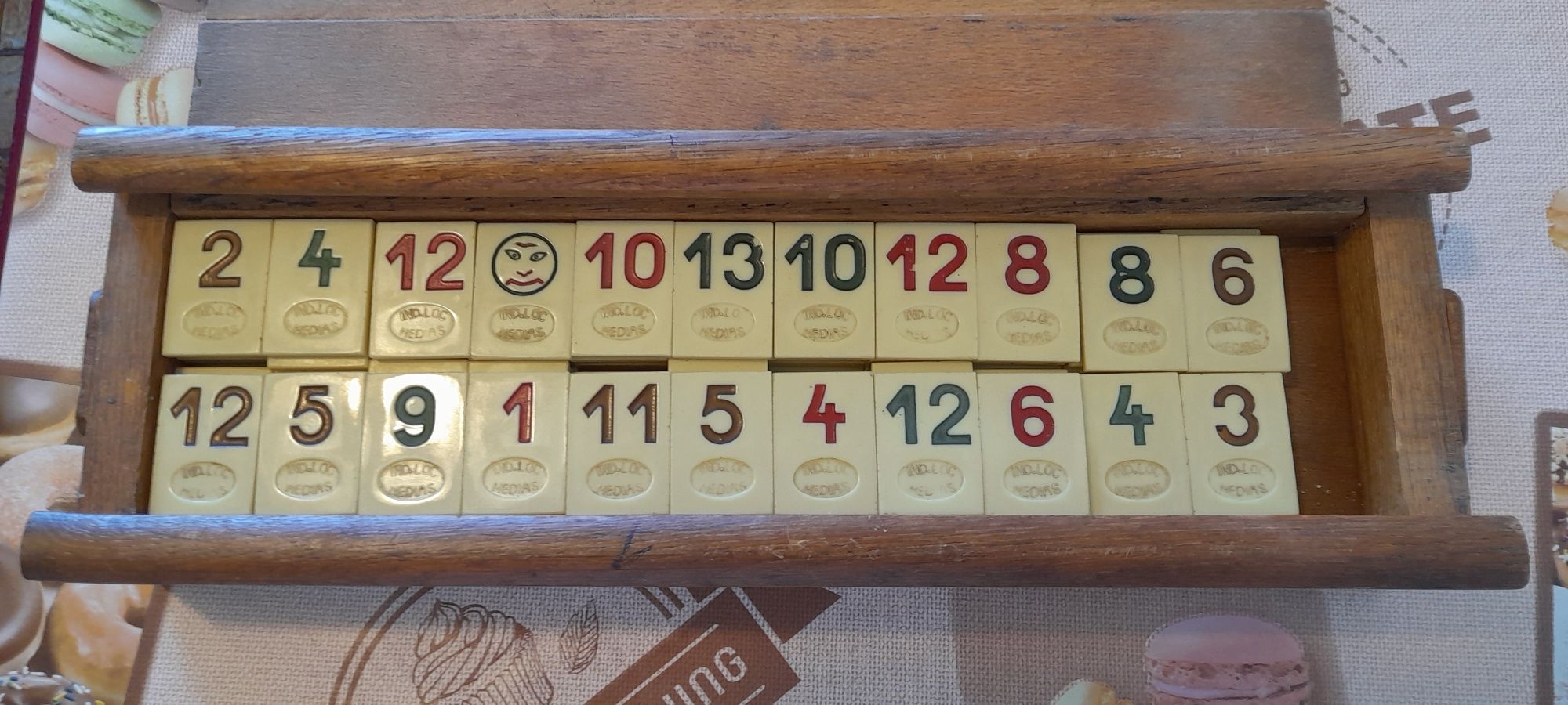 Joc Rummy Medias  Vintage