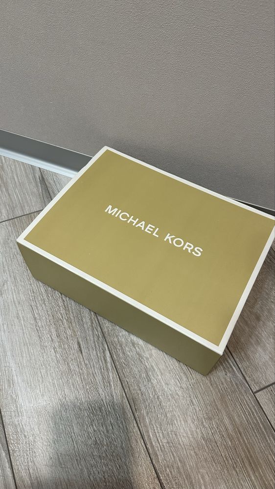 Продам коробку МК