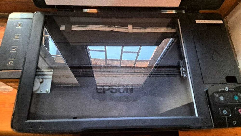Цветной принтер Epson L200 б/у