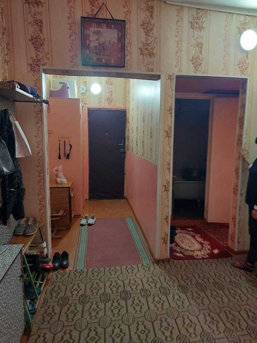 Квартира 5 комнатная, квартале 5/4, городе Ангрен, Ташкентской области