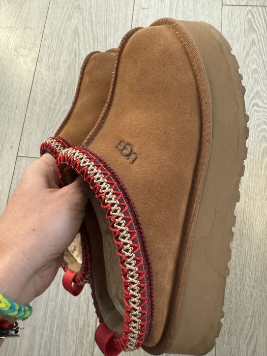 Ugg tazz masura 39 potrivita 38 originale