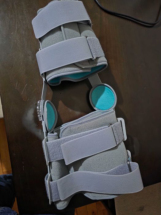 Ортопедична шина за коляно с градуси