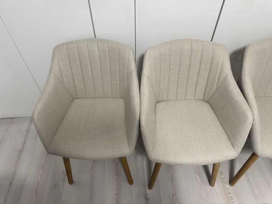 De vanzare masa Ikea + 4 scaune
