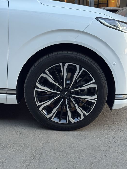 Dongfeng 008 hybrid