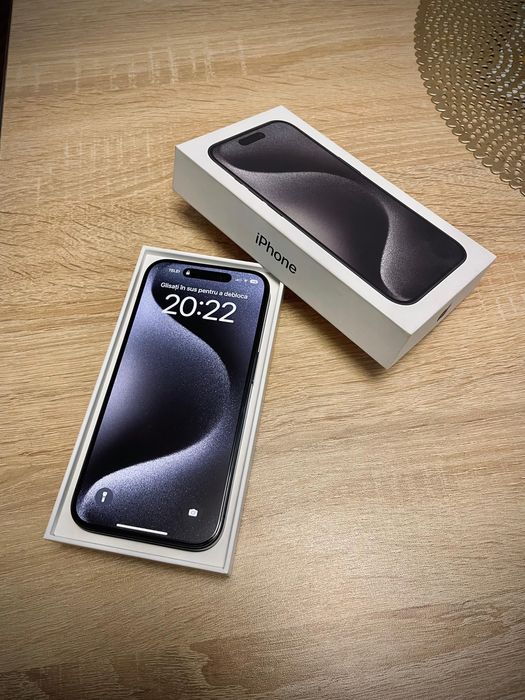iPhone 15 Pro 256GB Black Titanium full box