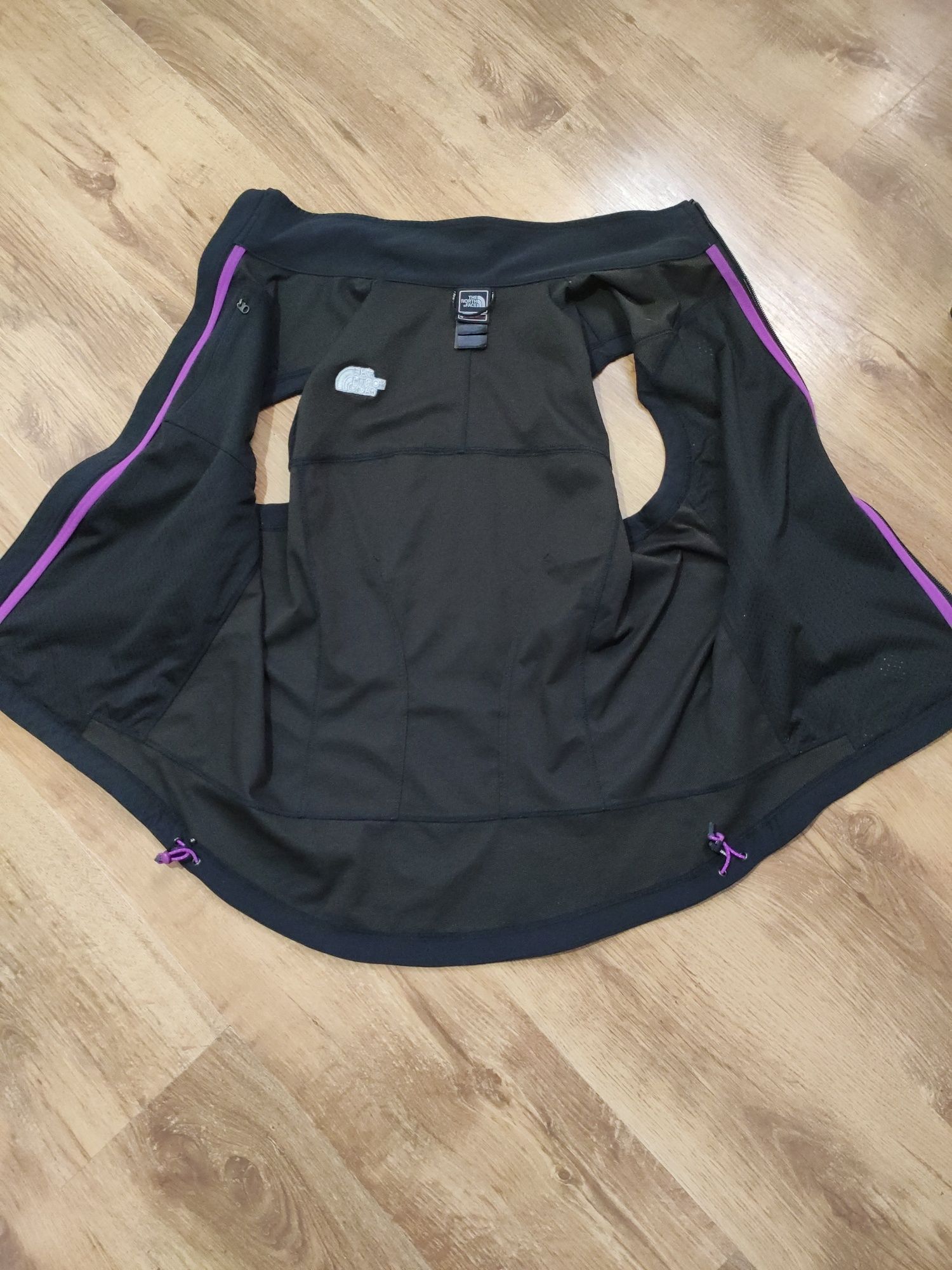 Vestă softshell de damă The North Face mărimea L