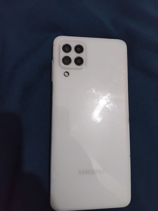 Продаётся самсунг а22 в хорошем состоянии